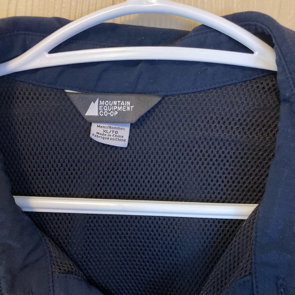 Men’s MEC hiking shirt - Picture 4 of 5